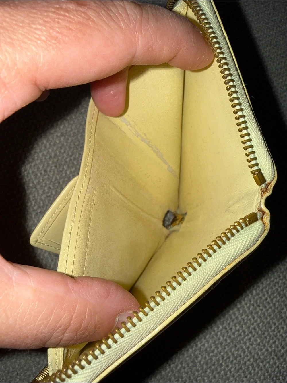 Louis Vuitton Vernis authentic zippy compact wallet BJ0959